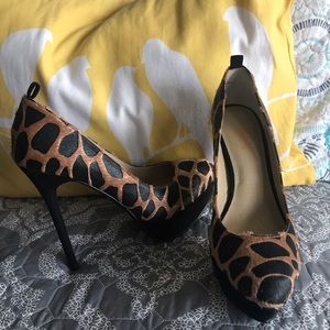 Levity leopard print heels size 6